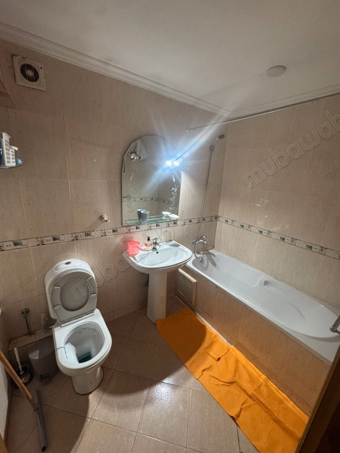 Apartamento de 3 habitaciones amueblado en alquiler – Maarif