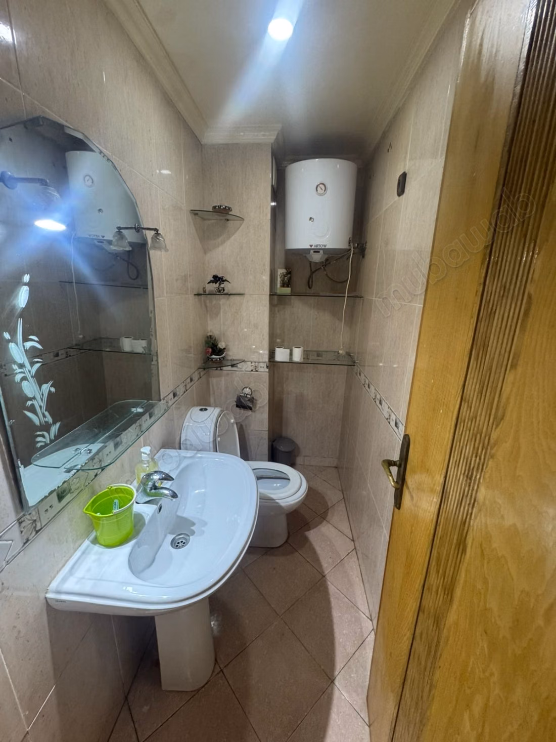 Apartamento de 3 habitaciones amueblado en alquiler – Maarif