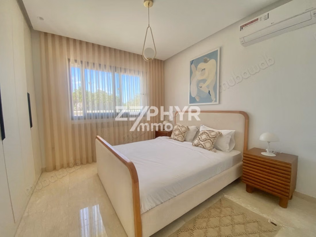 A louer villa S5 meublée avec piscine à la Marsa