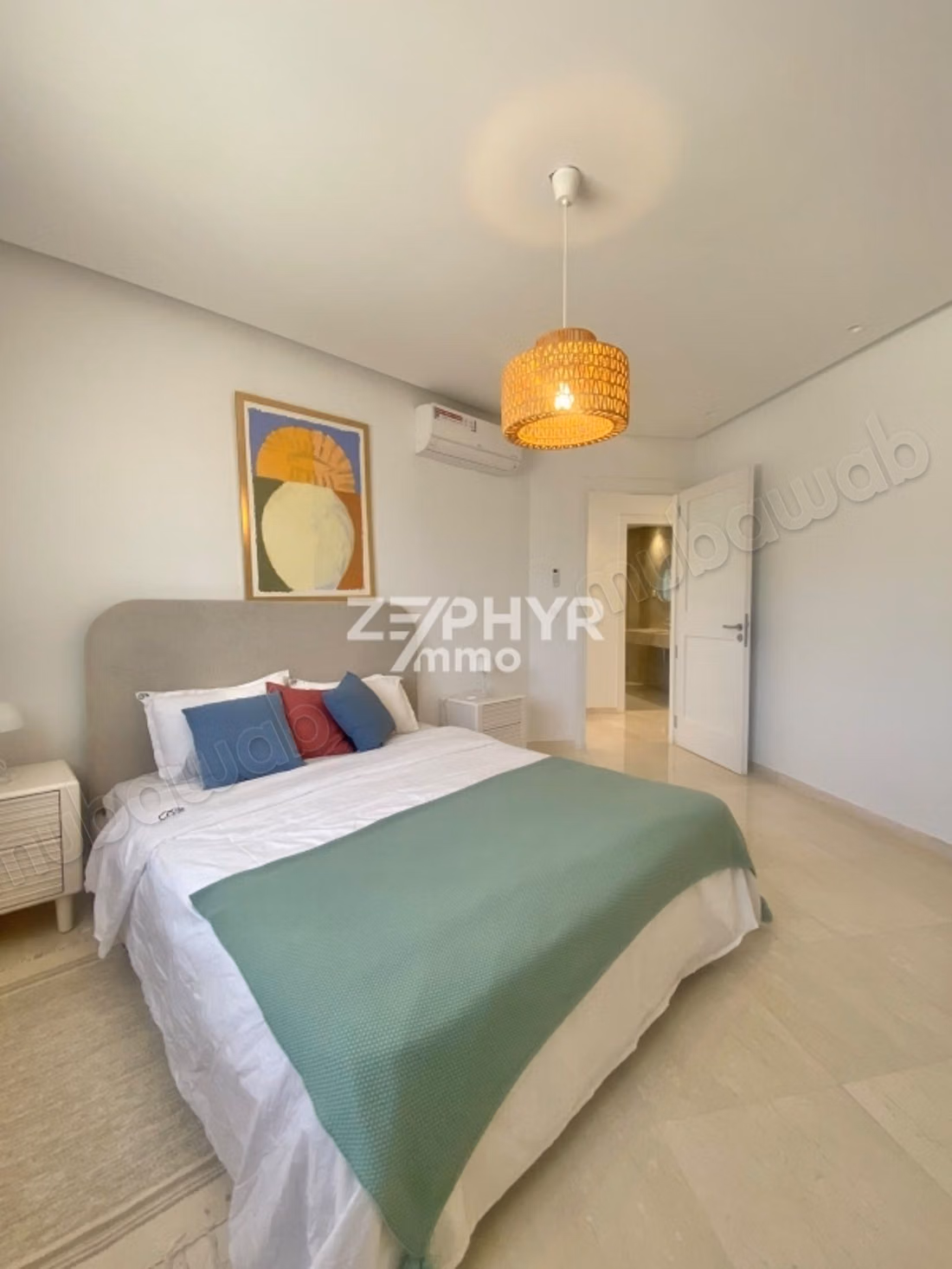 A louer villa S5 meublée avec piscine à la Marsa