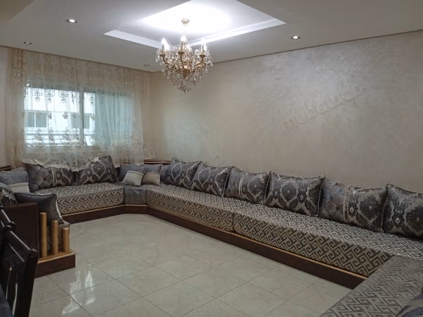 Apartamento amueblado en alquiler en Gzenaya