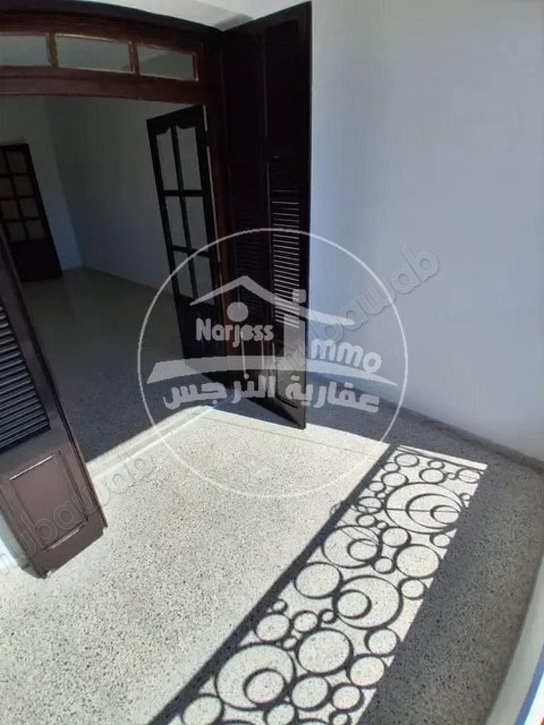 Appartement S2 au 2ème étage d'une villa