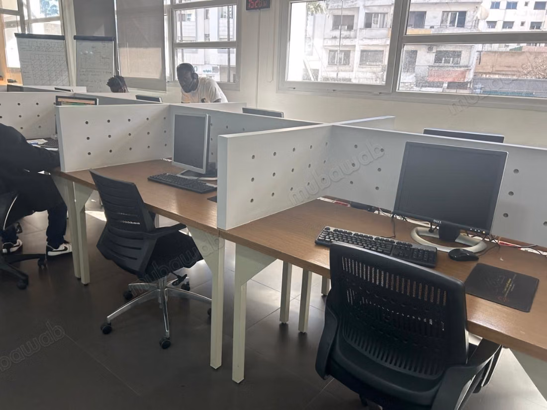 Uffici in affitto a Maârif. Superficie di 165 m²