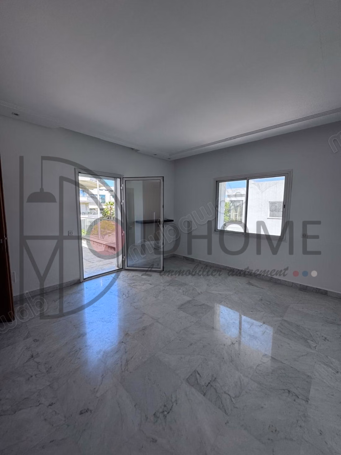 In affitto una bella villa ad uso amministrativo al Lago 2