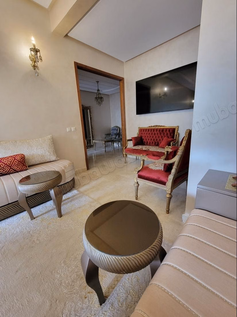 Appartement 102 m². 3 ch. Vue jardin. Sud — 2