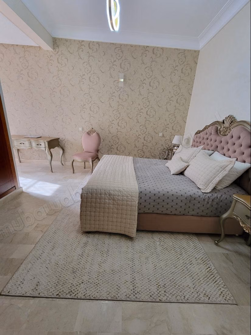 Appartement 102 m². 3 ch. Vue jardin. Sud — 4
