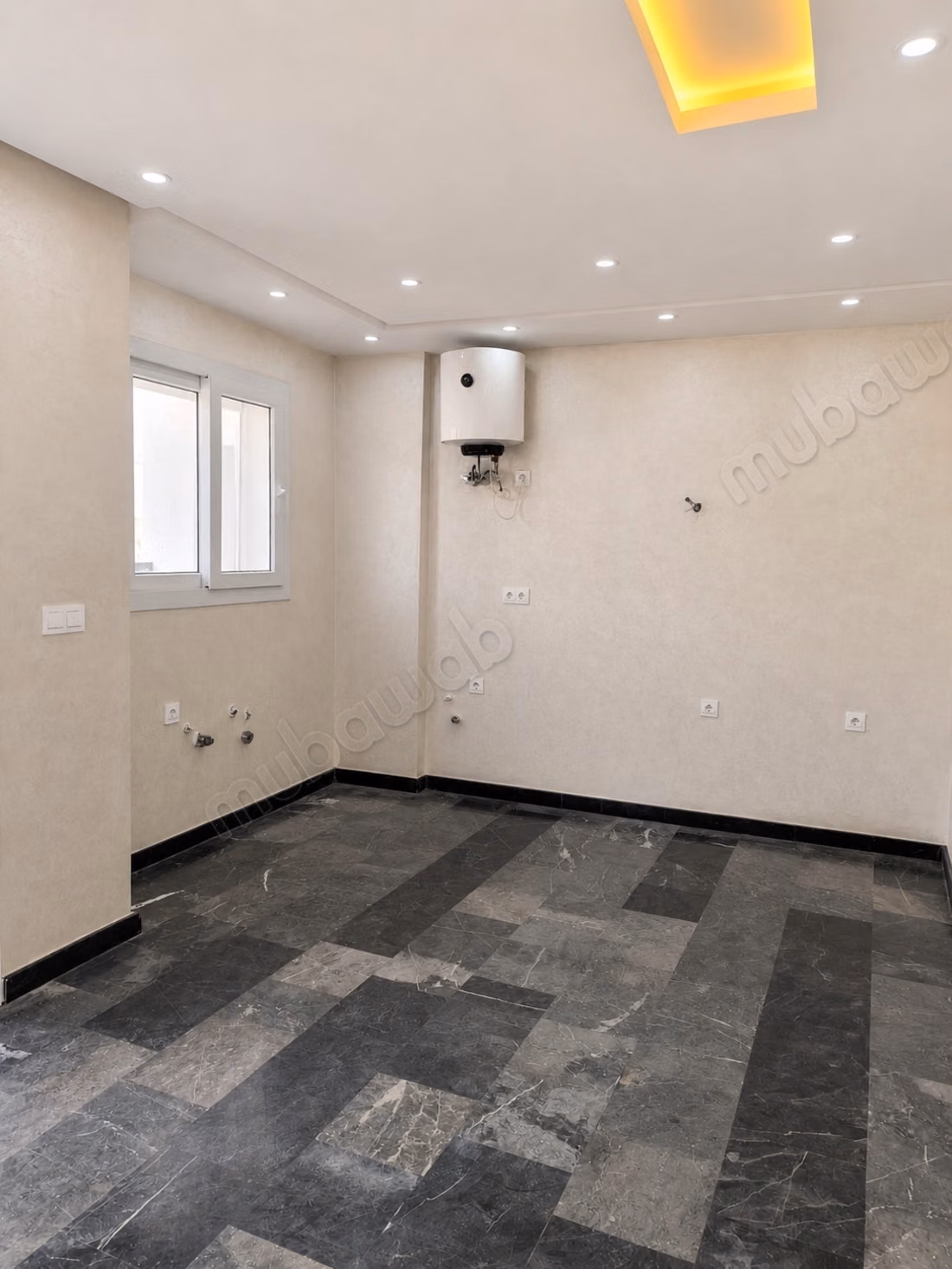 Beautiful apartment for sale in Haut Anza. Area 68 m². Residence with concierge