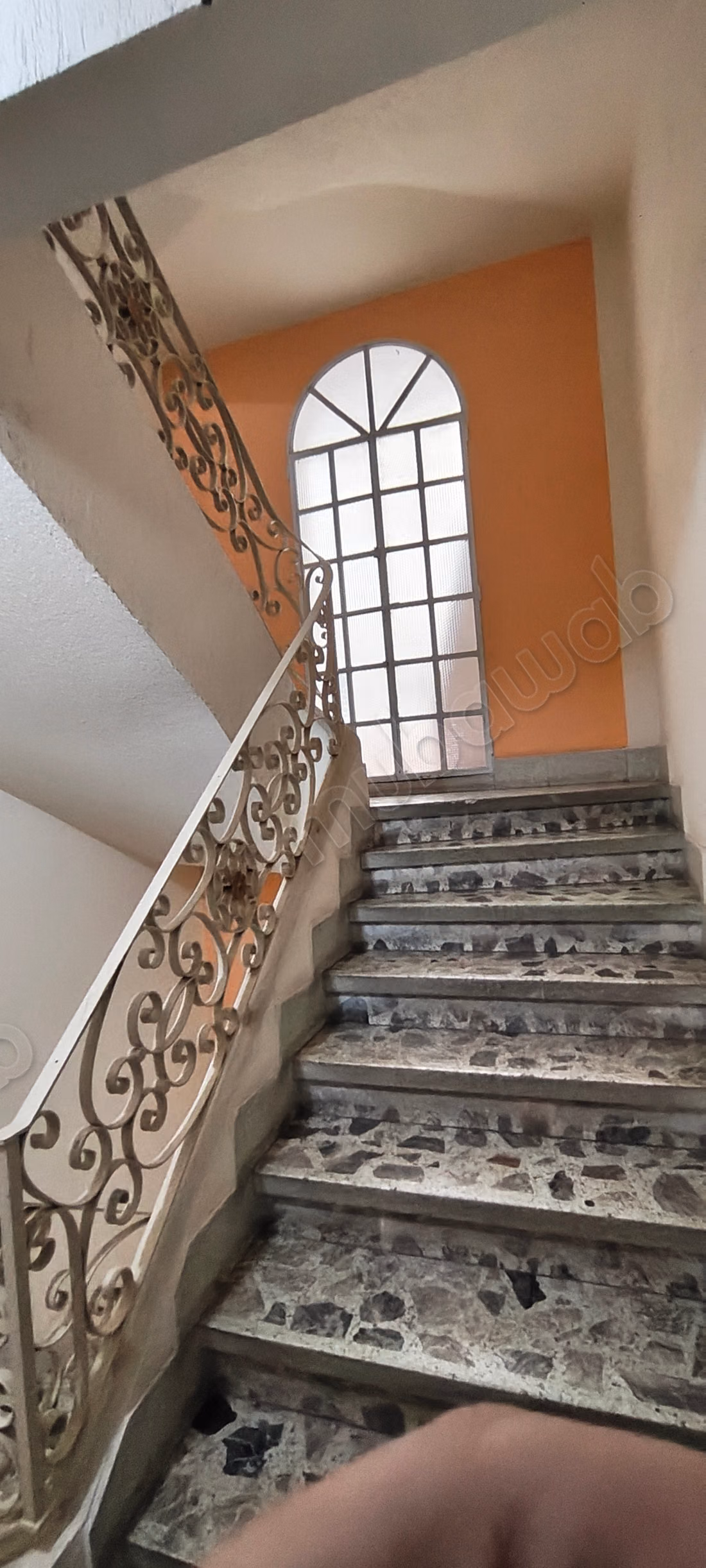 Appartement à vendre dans le centre. 1 Chambre. Meublé — 2