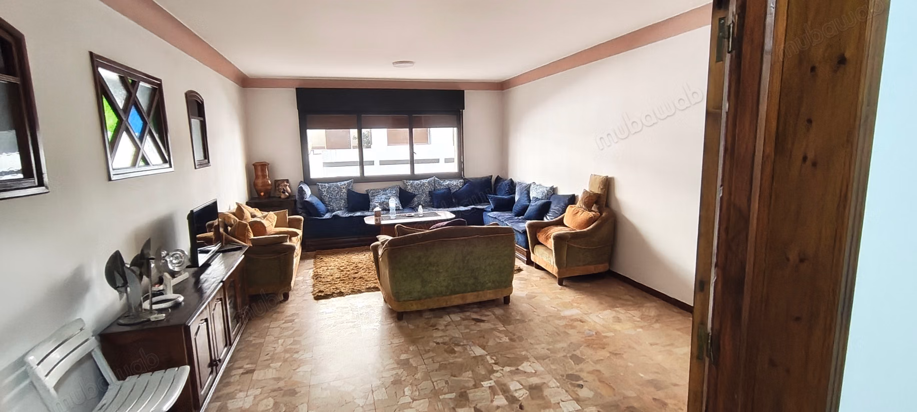 Appartement à vendre dans le centre. 1 Chambre. Meublé — 5