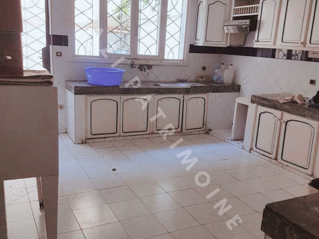 En venta encantadora villa aislada 4 habitaciones 600 m2