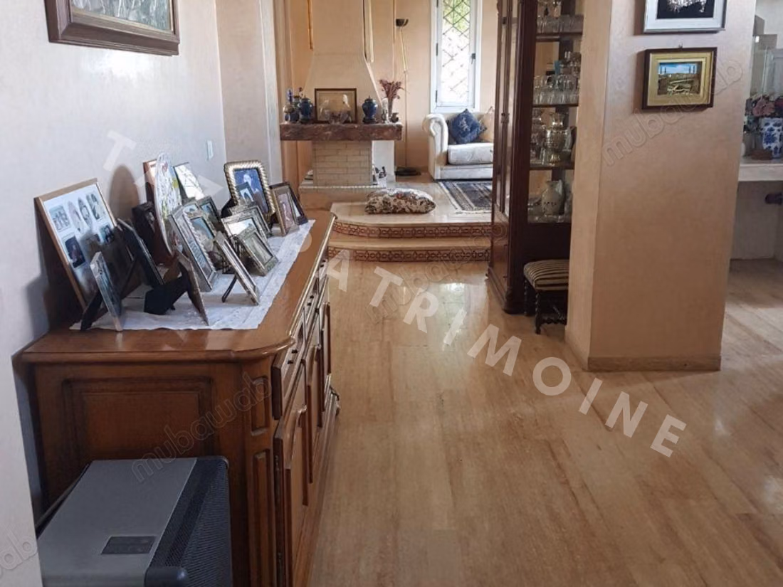 En venta encantadora villa aislada 4 habitaciones 600 m2