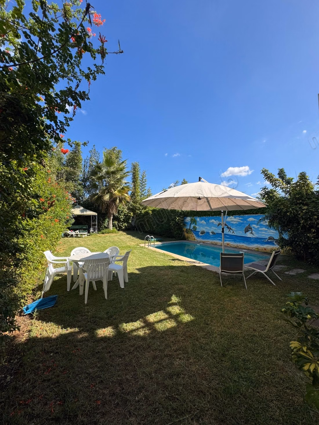 Luxe villa te koop in Sidi Bouknadel. 2 comfortabele kamers. Airconditioning en zwembad