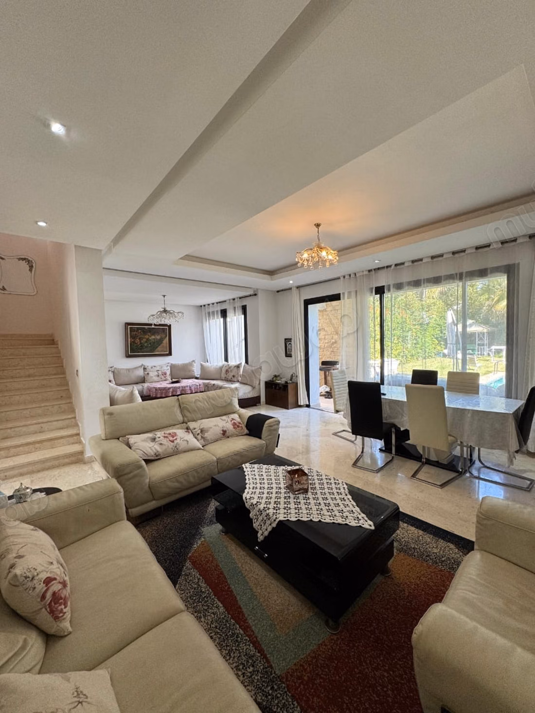 Luxe villa te koop in Sidi Bouknadel. 2 comfortabele kamers. Airconditioning en zwembad