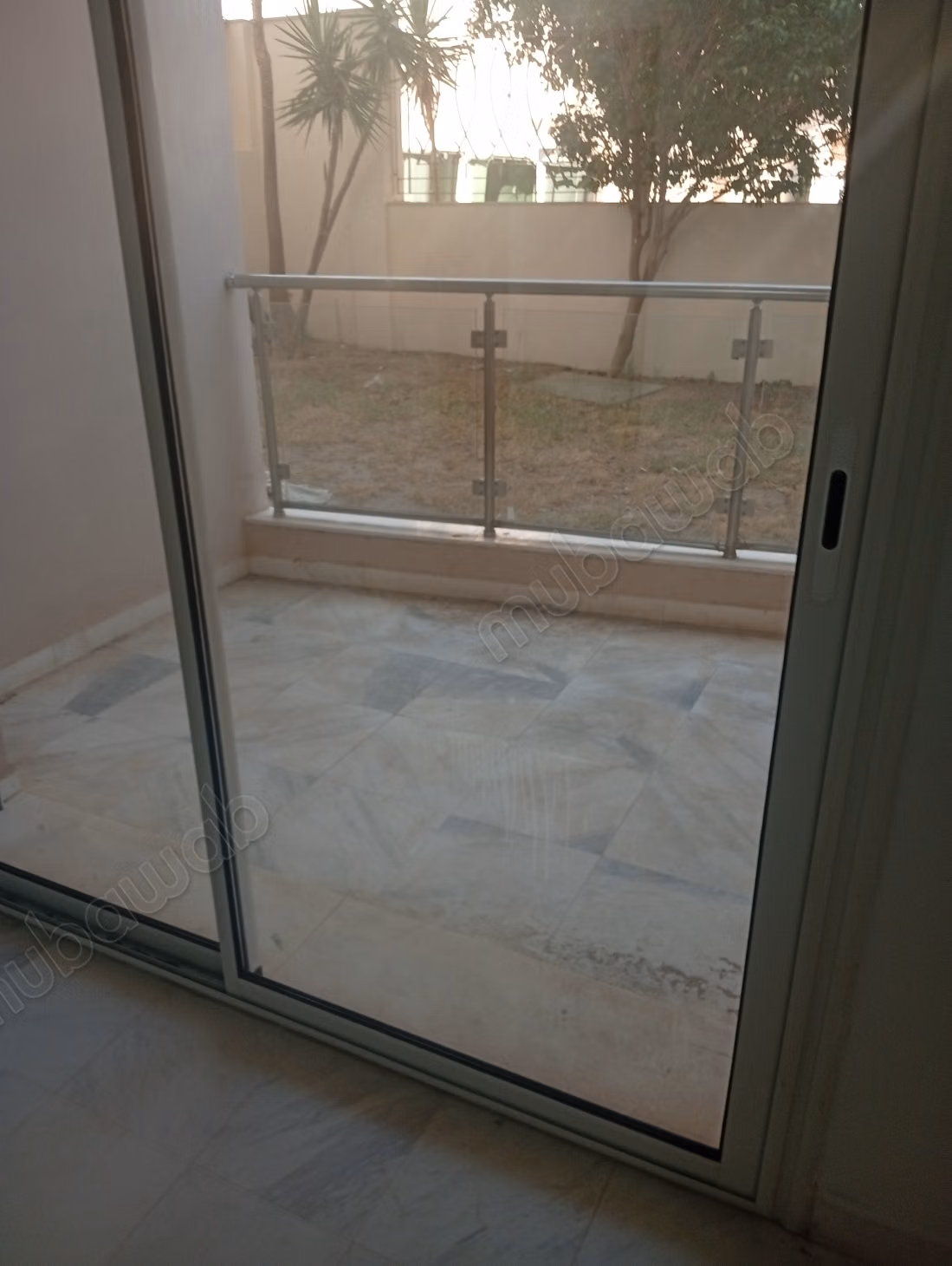 Location ennasr2 s1 avec jardin plus p/parking
