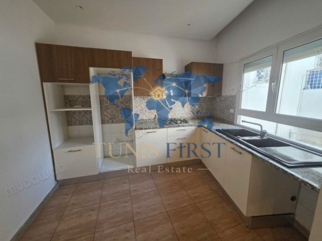 For Rent Empty S2 Apartment in Marsa Nassim