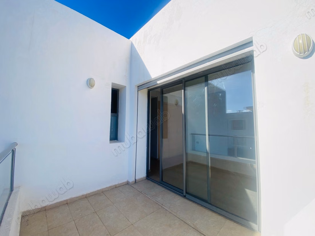 Appartement 105 m² plein Sud – 2 chambres, garage & box