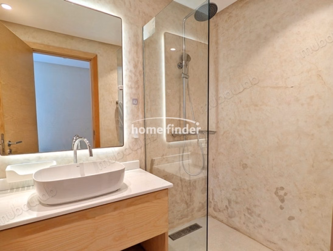 Appartement à louer sur Ville Verte 220 m²