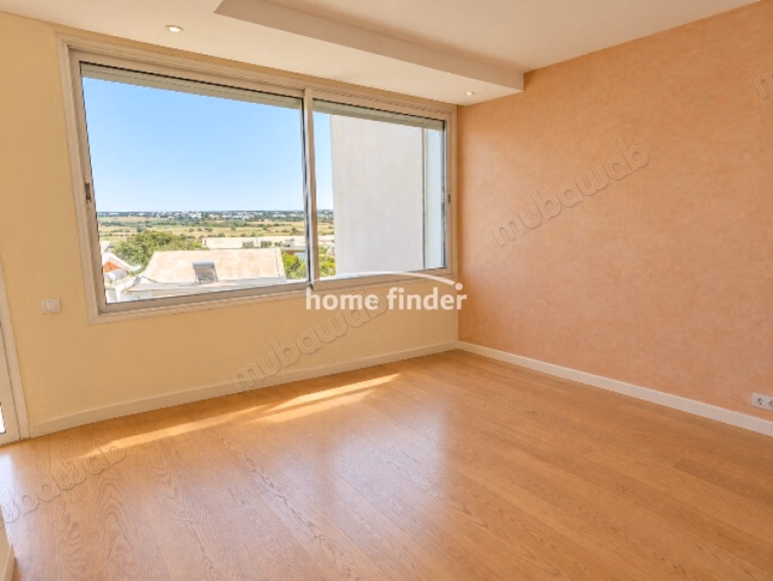 Appartement à louer sur Ville Verte 220 m²