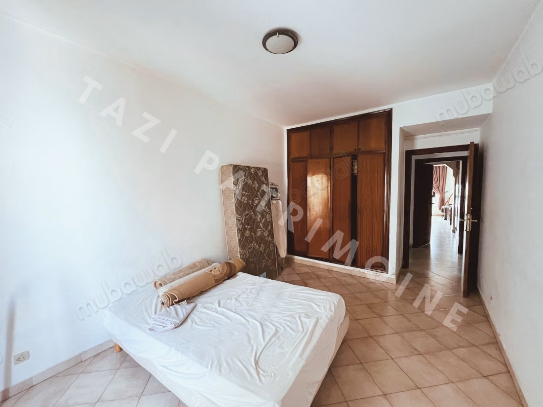 Appartement 209 m² f Les Hôpitaux — 12