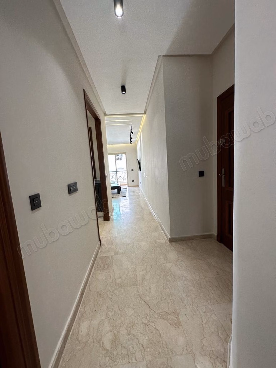 Superbo studio arredato in affitto a Racine