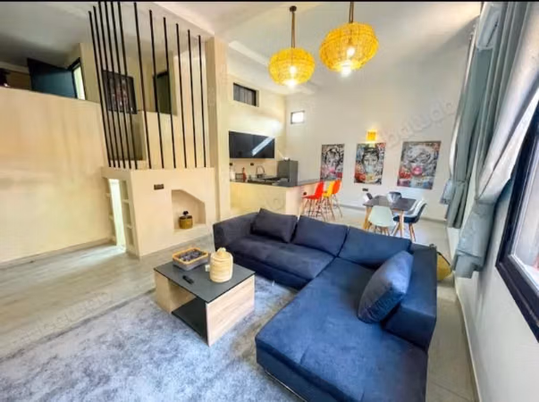 Prachtig appartement te huur in Hivernage. Oppervlakte van 140 m². Goed gemeubileerd