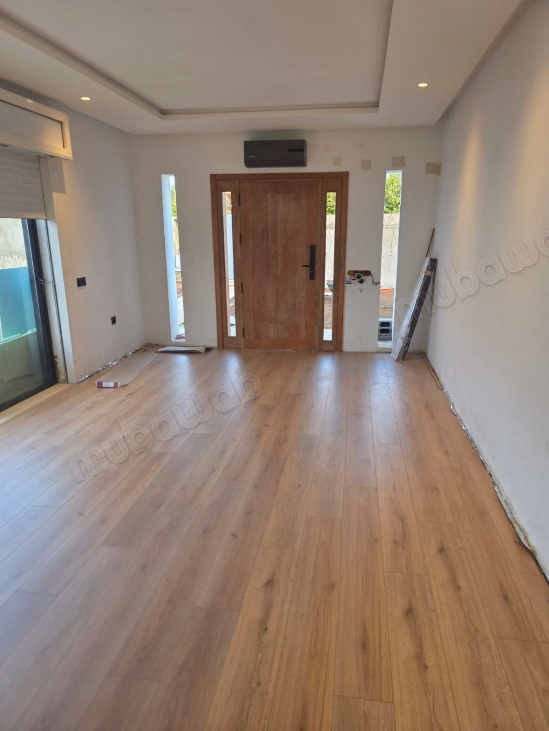 Luxury villa for rent in Harhoura. 2 beautiful bedrooms. Garden and garage