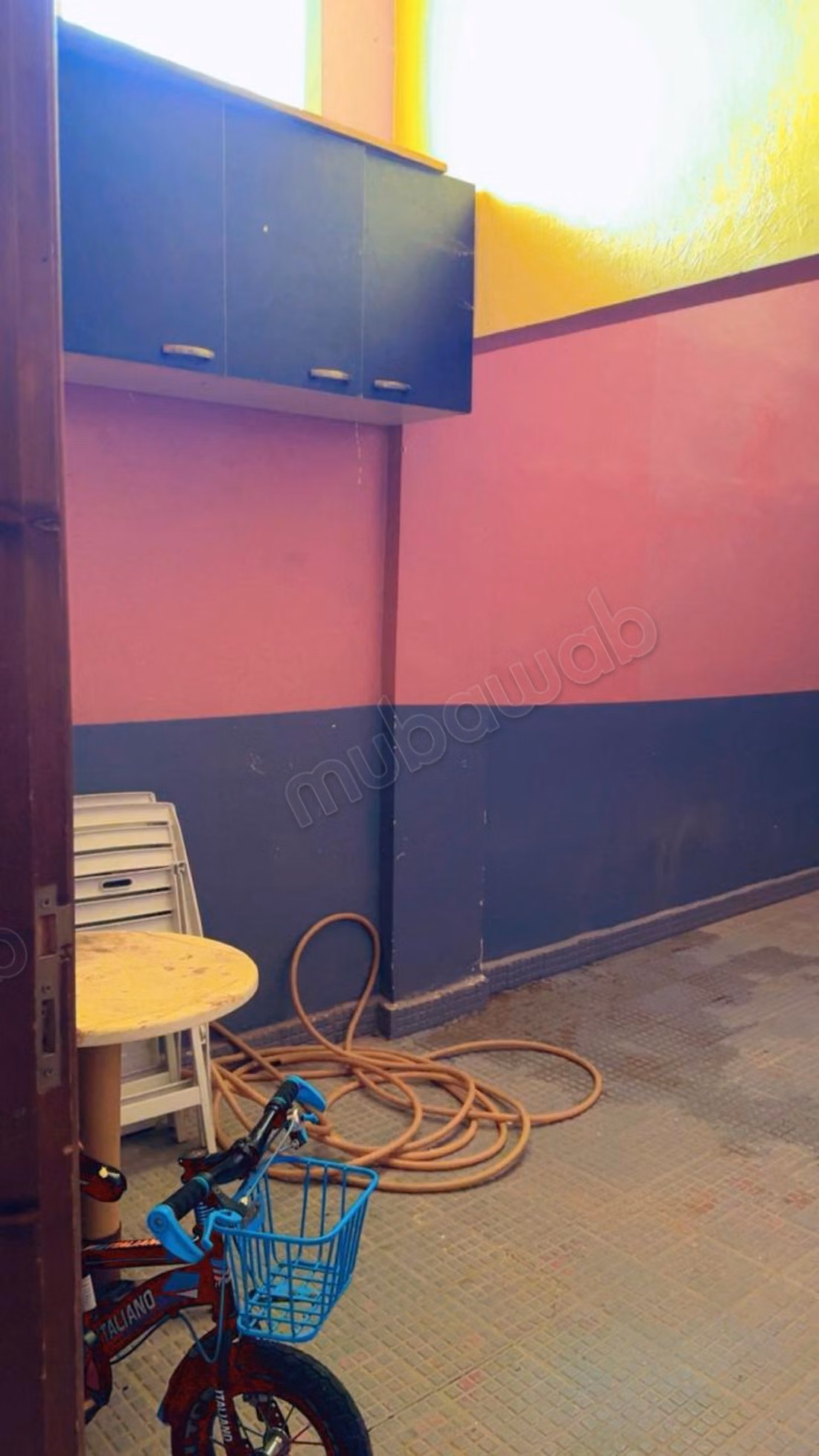 Huis te koop. 4 kamers. Kelder