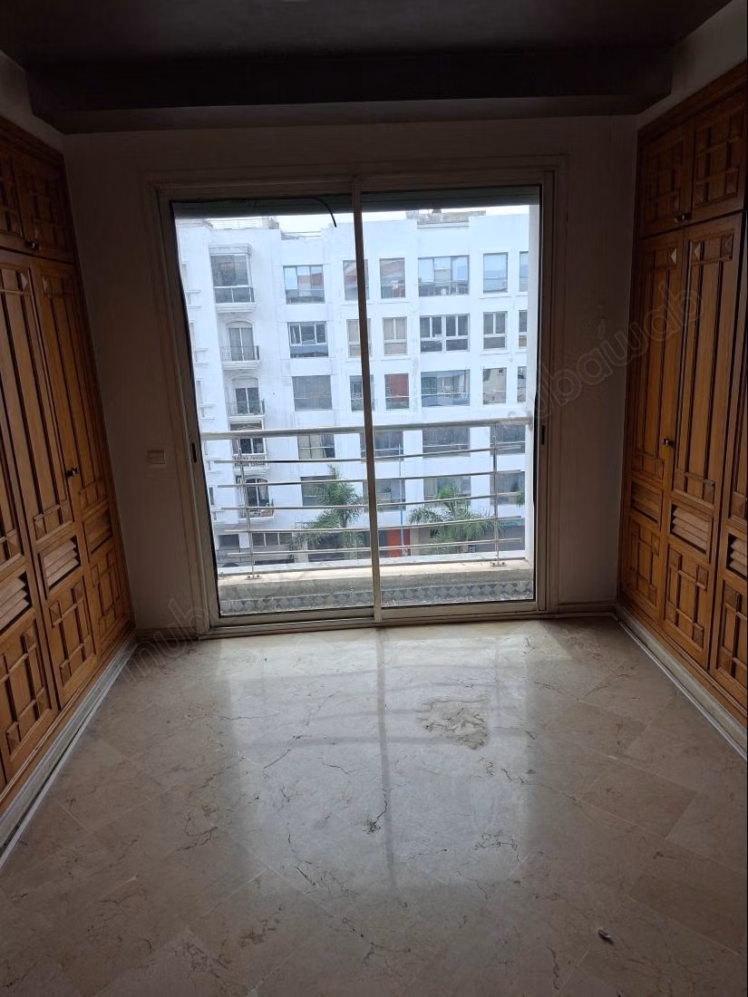 A louer un joli appartement, 4 chambres Terrasse