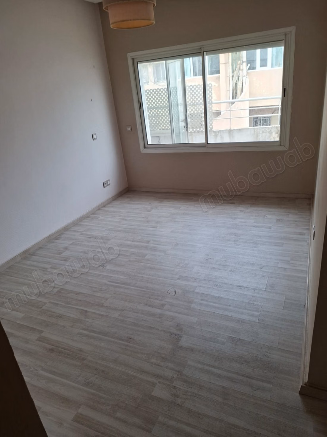 A louer un joli appartement, 4 chambres Terrasse