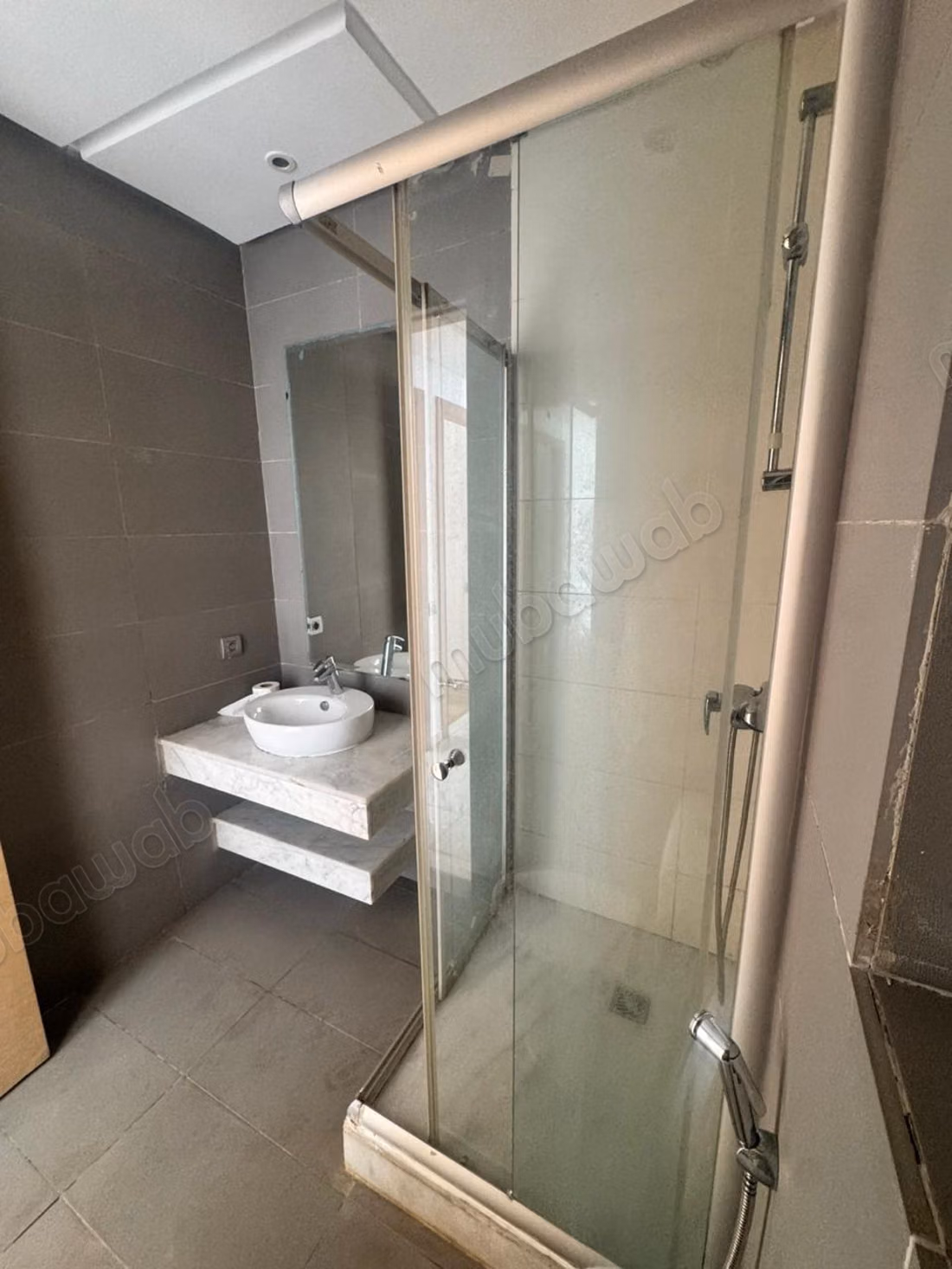 En alquiler, bonito apartamento con vistas despejadas en Prestigia