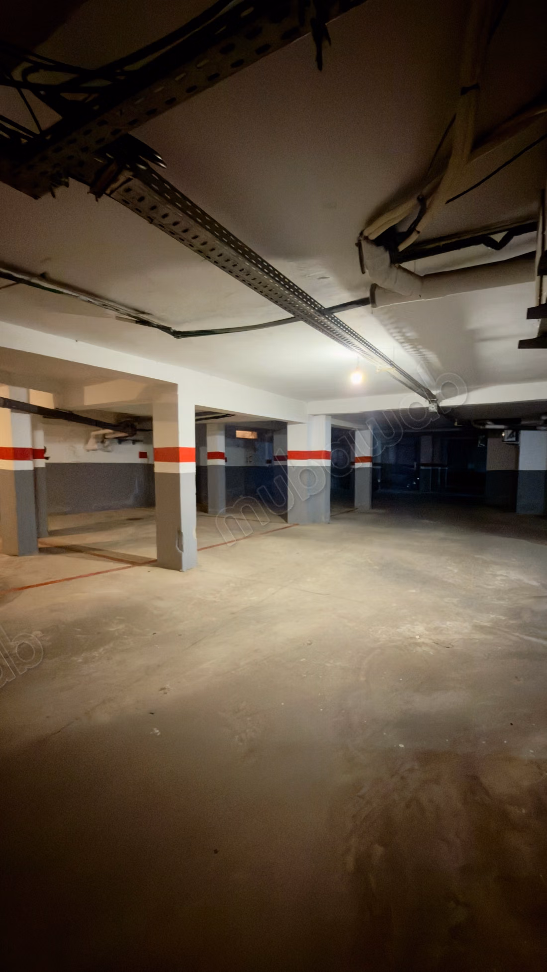 Huur uw appartement. 2 ruime kamers. Gemeubileerd