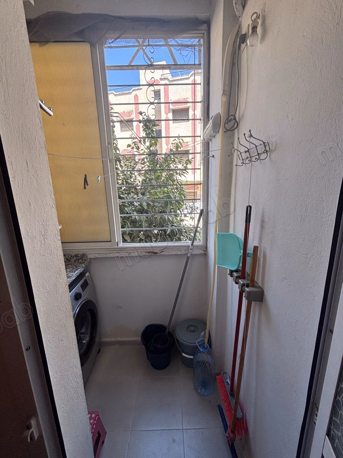 Appartement à louer dans le quartier Karim El Amrani. Superficie totale de 76 m². Meublé