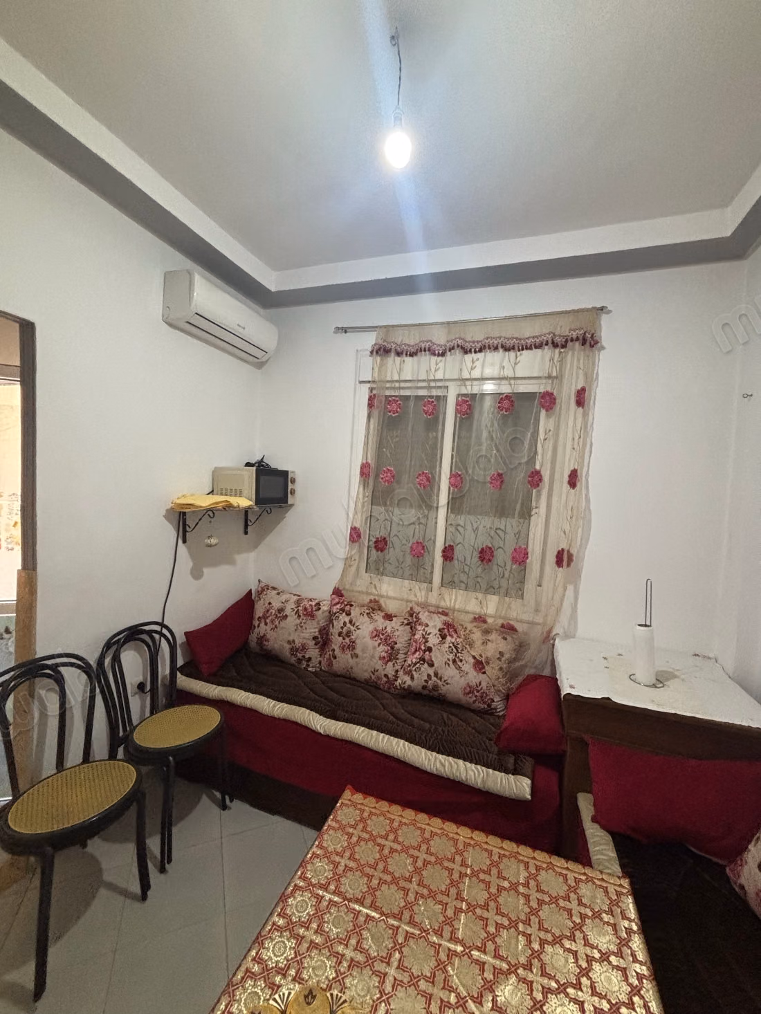 Appartement à louer dans le quartier Karim El Amrani. Superficie totale de 76 m². Meublé