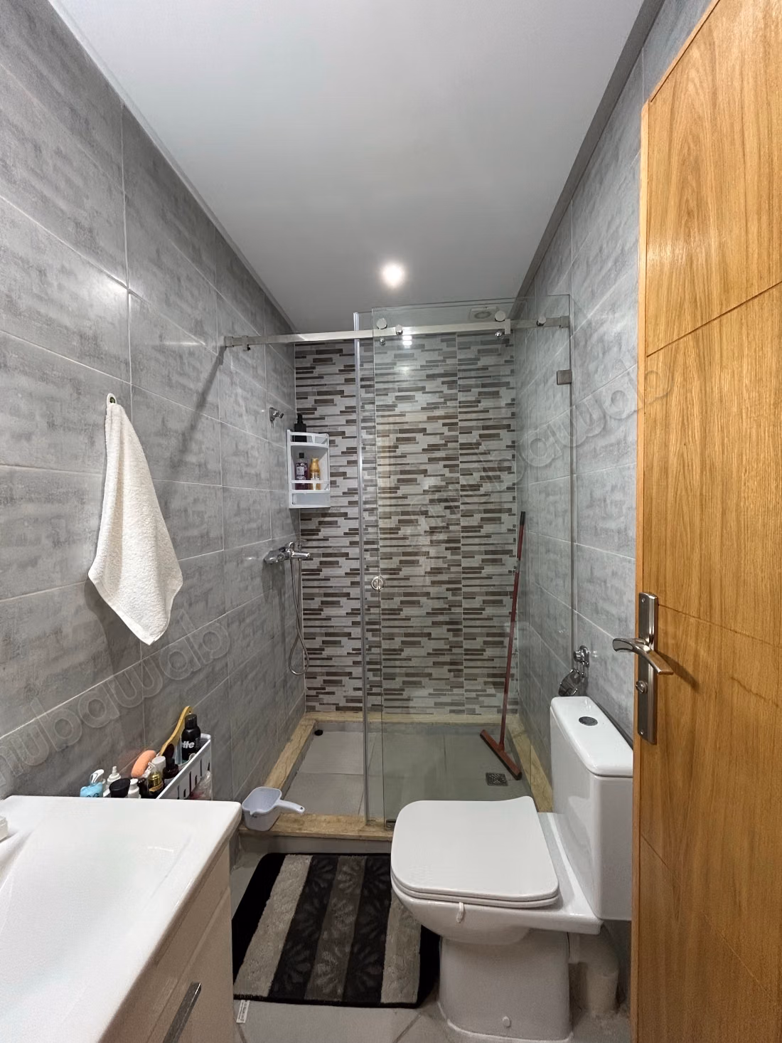 Rent this apartment in Aïn Sebaâ. 
2 lovely rooms. 
Well furnished