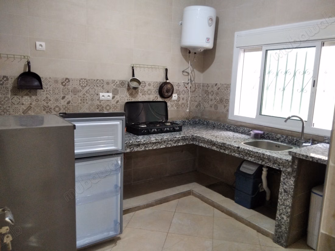 Appartement à louer. 2 belles chambres. Salon marocain meublé, résidence fermée
