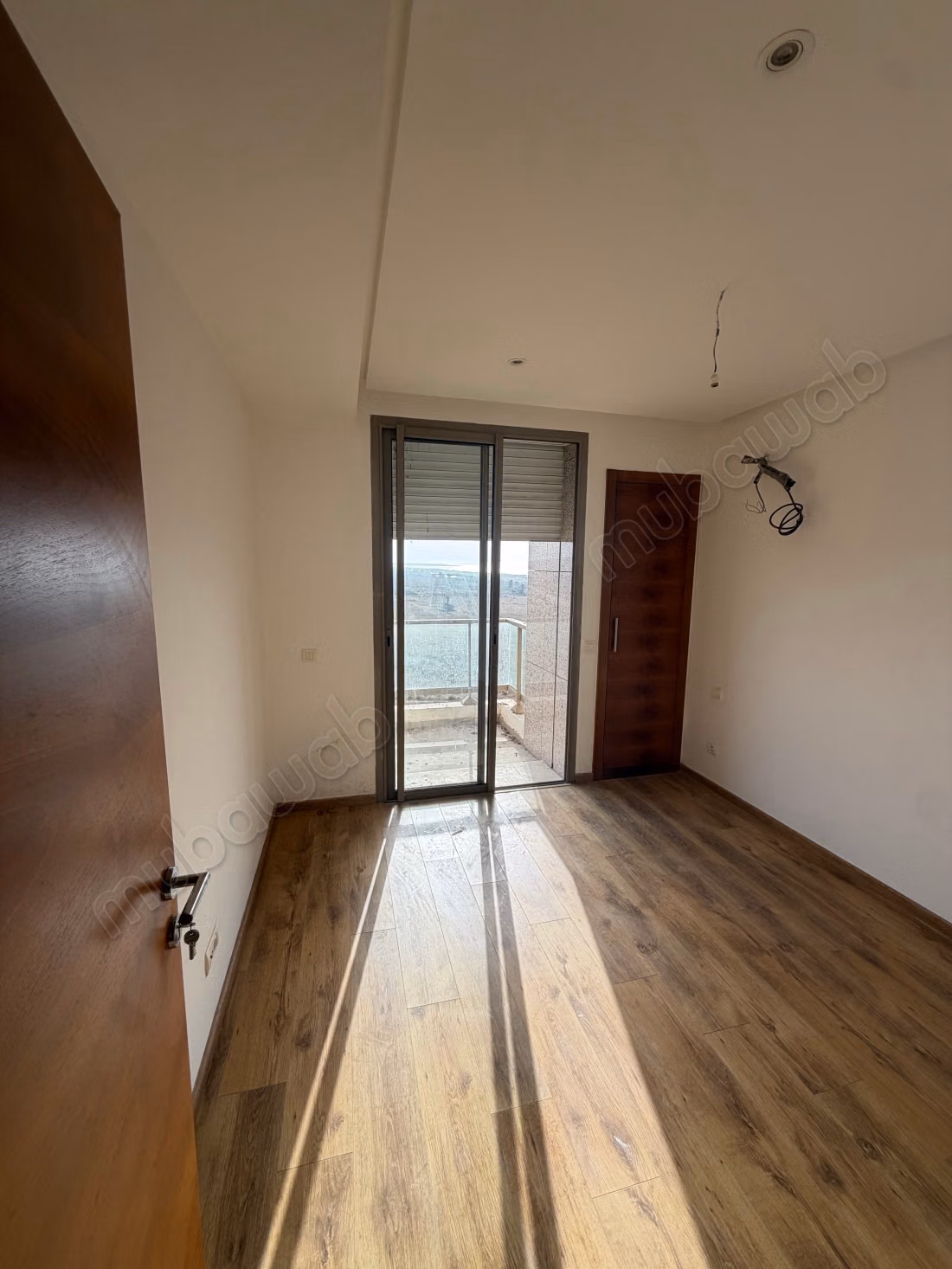Superbe appartement à louer à Ain Diab Extension. Superficie 100 m². Fenêtres en double vitrage et vue mer