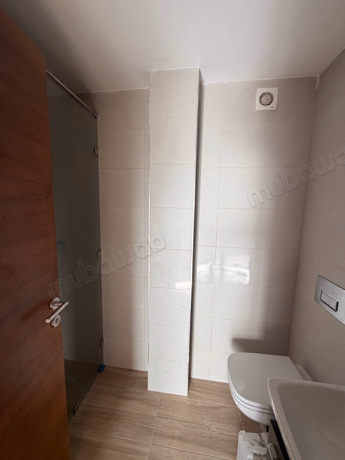 Superbe appartement à louer à Ain Diab Extension. Superficie 100 m². Fenêtres en double vitrage et vue mer