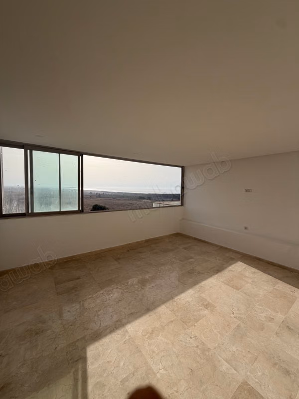 Splendido appartamento in affitto a Ain Diab Extension. Superficie 100 m². Finestre a doppio vetro e vista mare