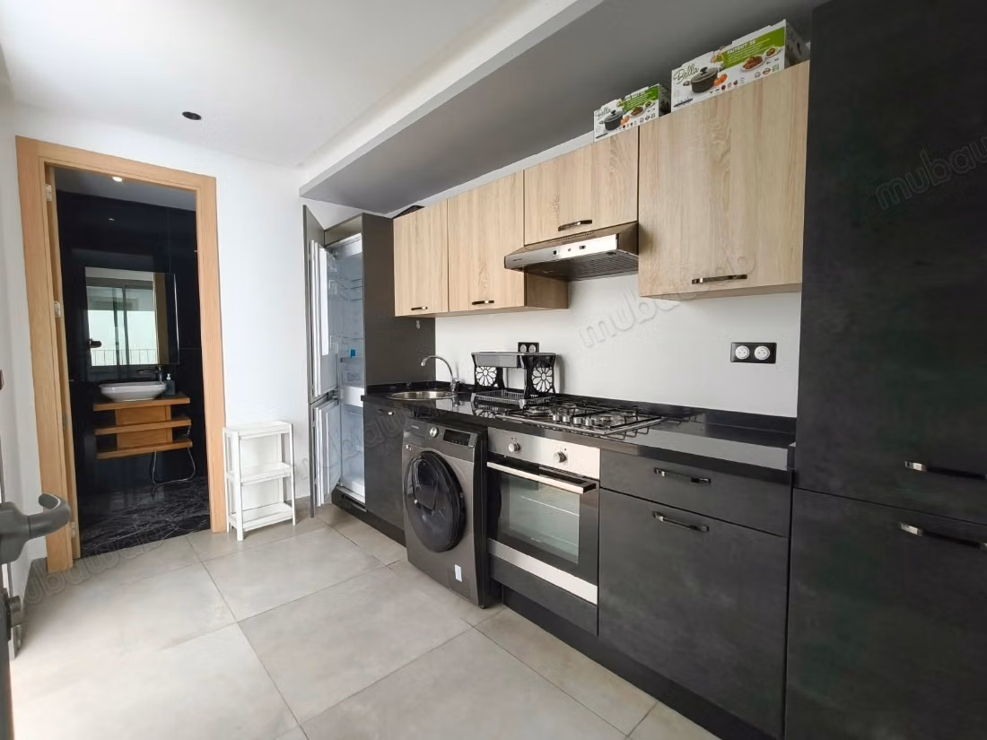 Sunny apartment for rent in Gauthier Balcony