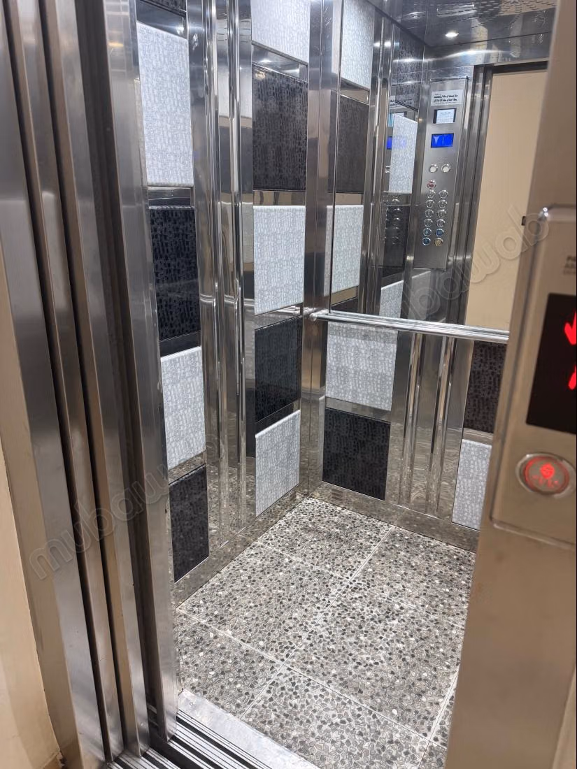 Très bel appartement en location à Branes 1. Surface totale 98 m². Résidence avec concierge, climatisation générale