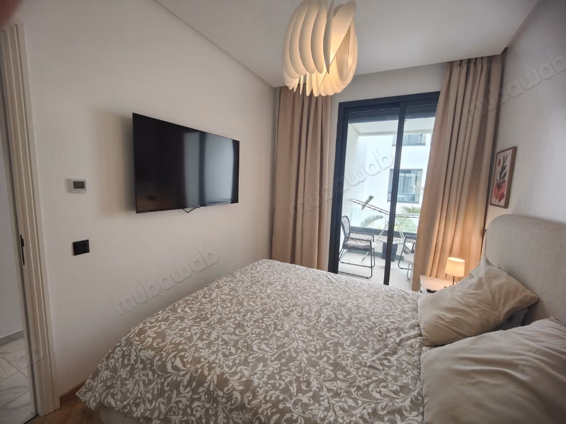 Superbe appartement meublé de 94 m² – Ain Diab Extension