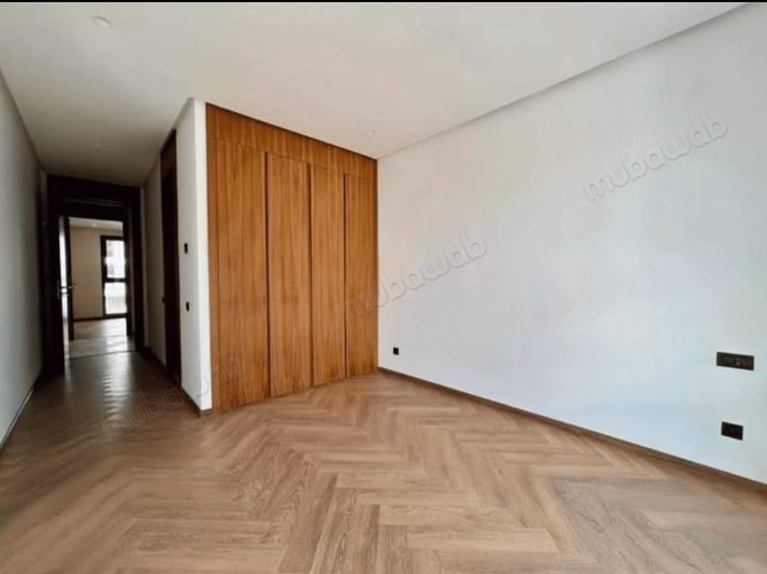Appartement vide à Louer CFC