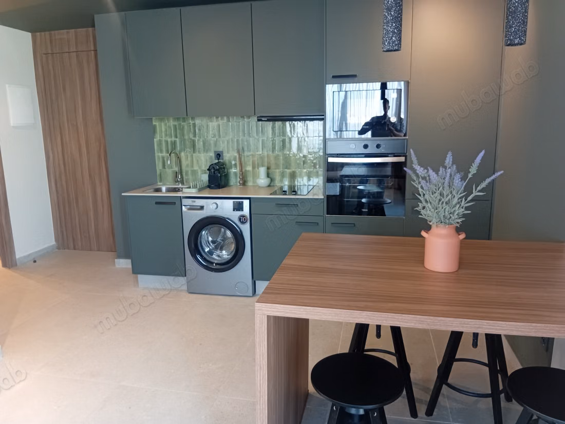 Appartement meublé à Louer 
Prés de CFC
