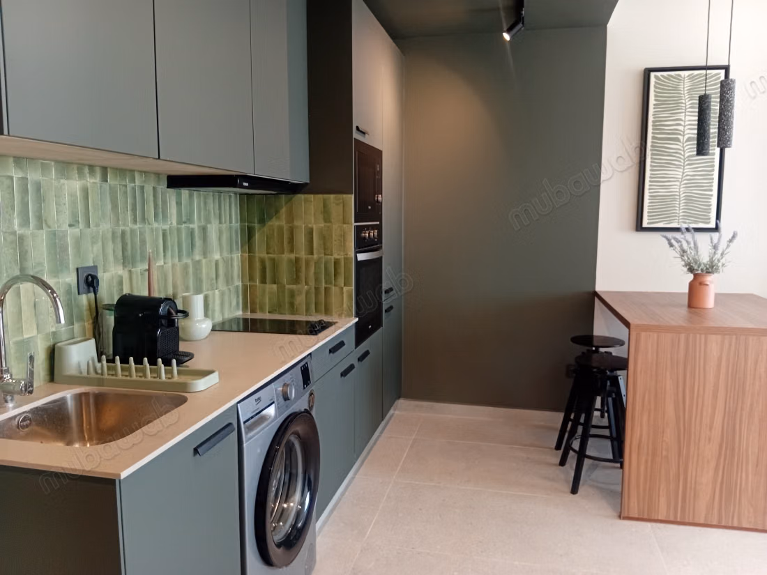 Appartement meublé à Louer 
Prés de CFC