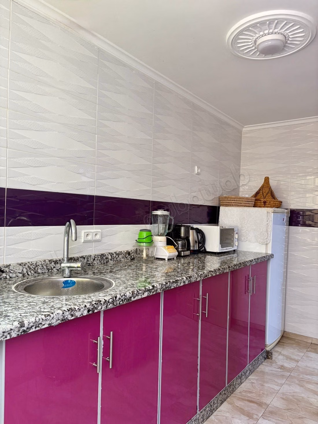 Louez cet appartement à Boukhalef. 2 chambres agréables. Meublé