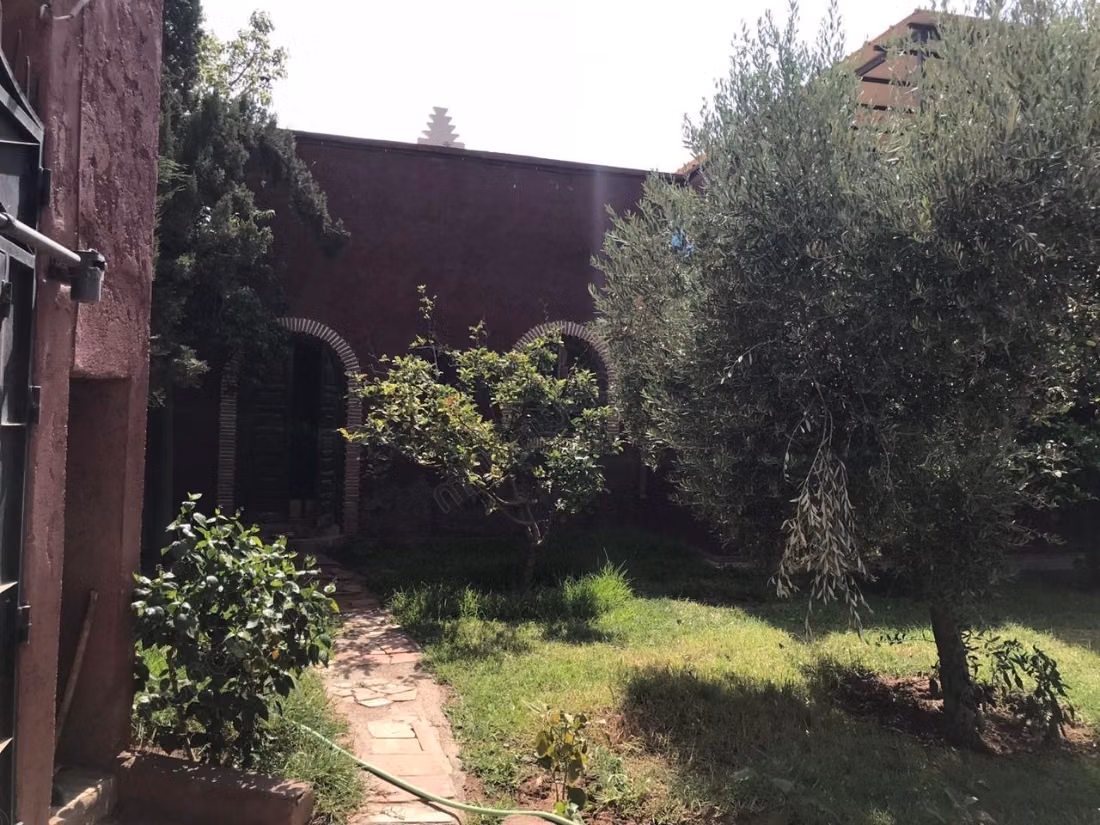 Villa for sale in Route de Fez