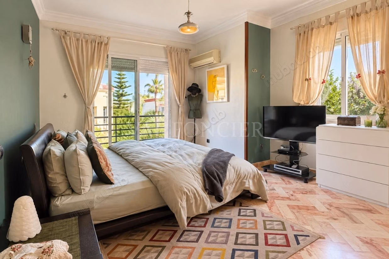Vendita Villa 375m2 4 camere da letto Laymoune, Casablanca