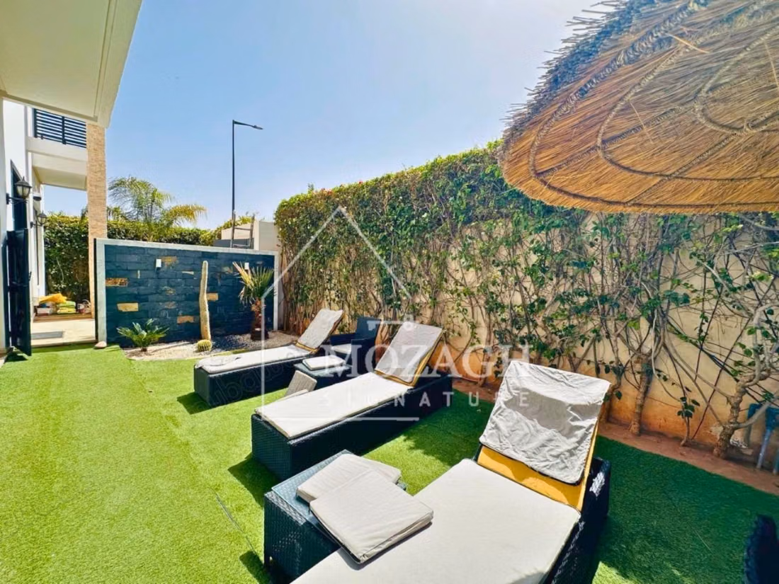 Bellissima villa moderna con piscina privata a Hay Targa