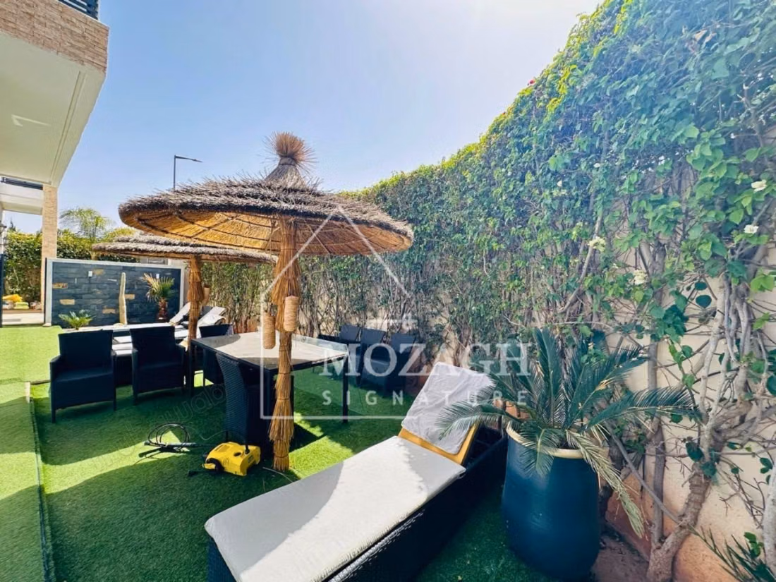 Bellissima villa moderna con piscina privata a Hay Targa