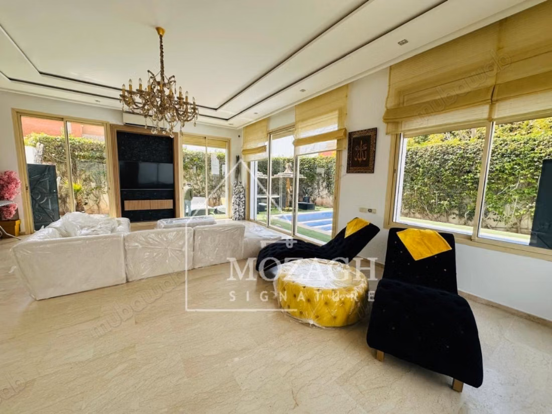 Bellissima villa moderna con piscina privata a Hay Targa